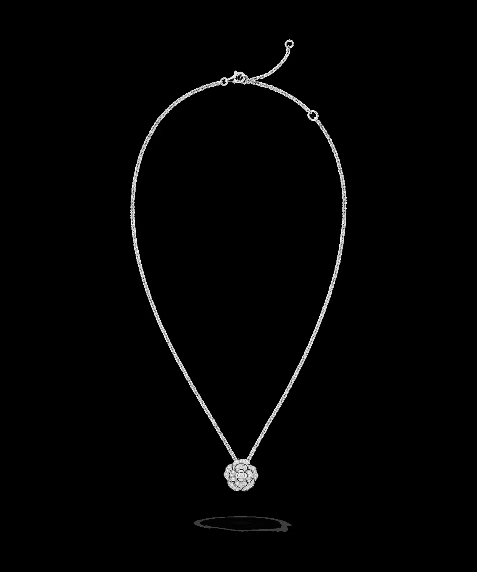 CHANEL Bouton de Camélia necklace official image 03