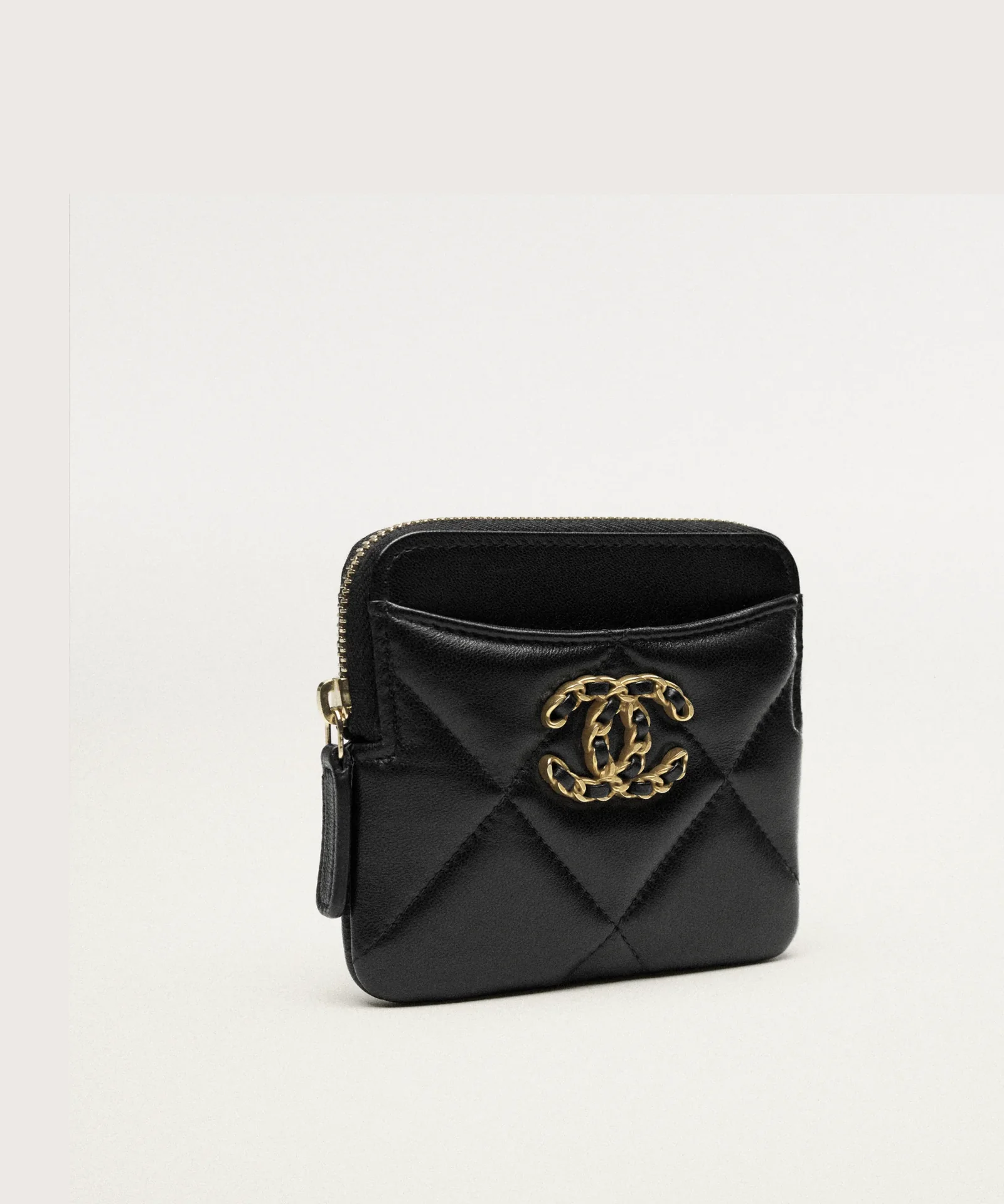 CHANEL CHANEL 19 Zipped Coin Purse official image 03