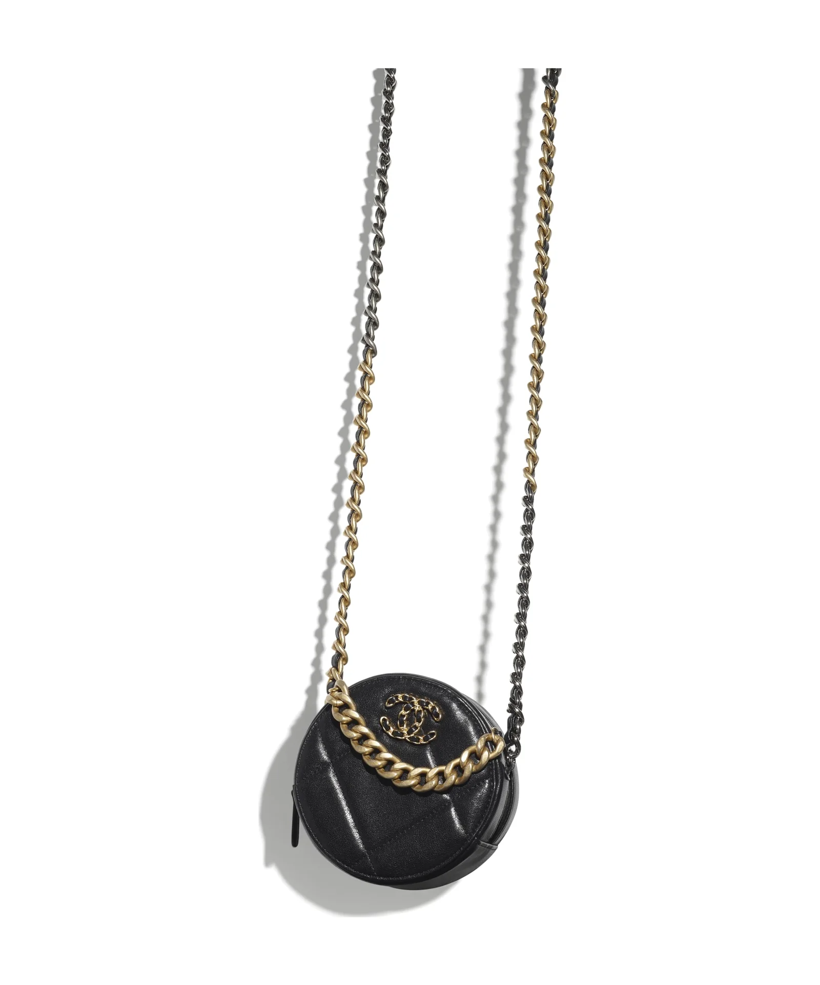 CHANEL CHANEL 19 Clutch with Chain  official image 01
