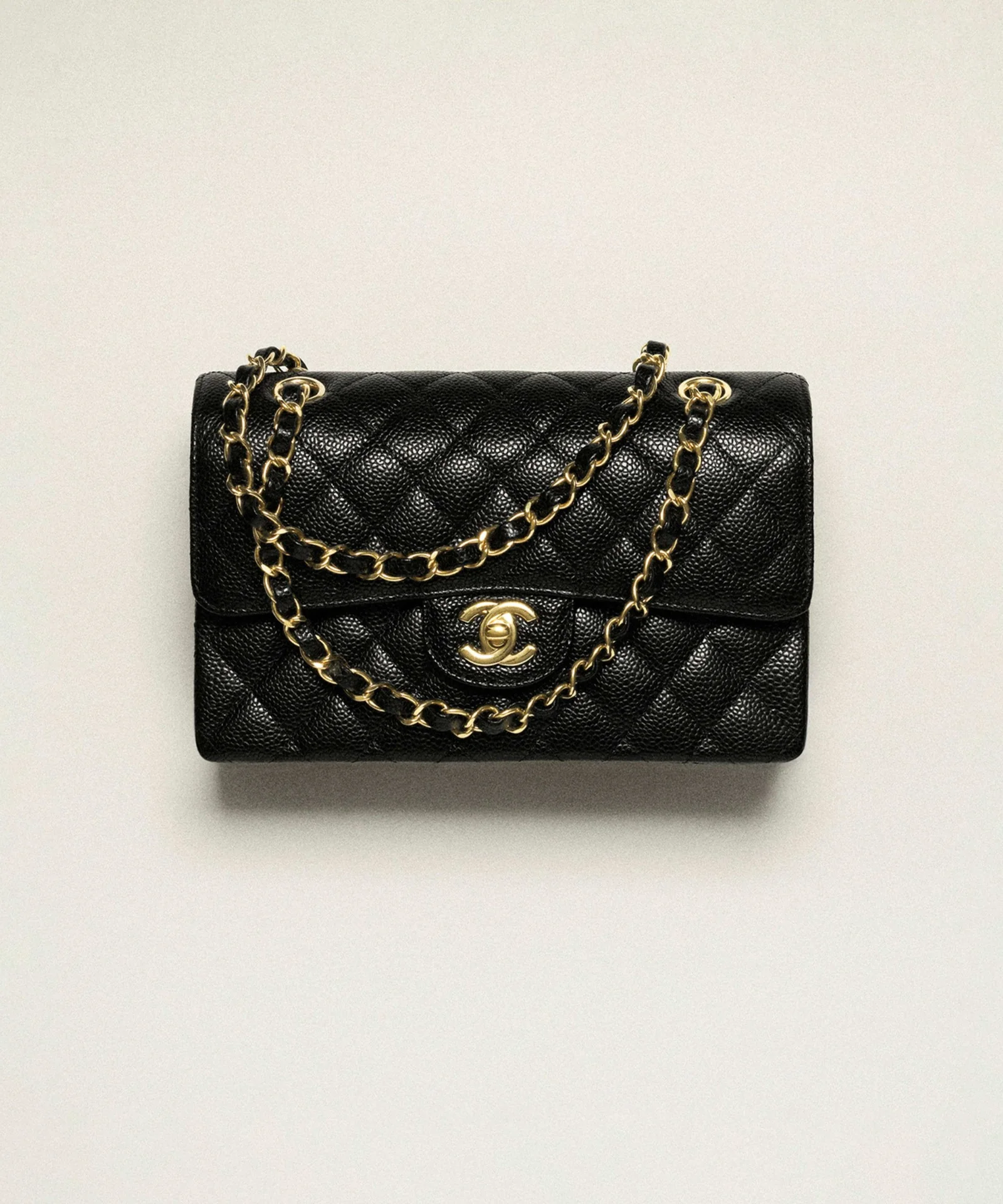 Classic Small Flap Bag 공식 이미지